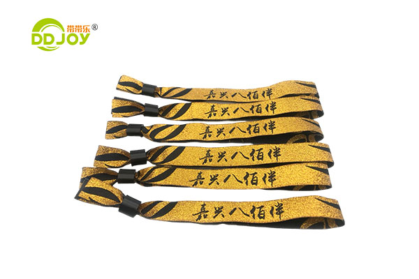 Cheap Custom One Direction Lock Cloth Polyester Fabric Wristbands For Festival & Events