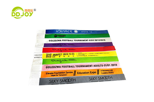 Custom Logo Printed Bracelet Waterproof Paper Tyvek Wristbands For Event Party Supplies